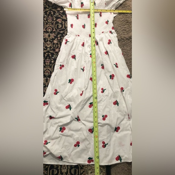 White cherry print puff‎ sleeve doen look smocked cottage dress size medium new - Picture 15 of 15